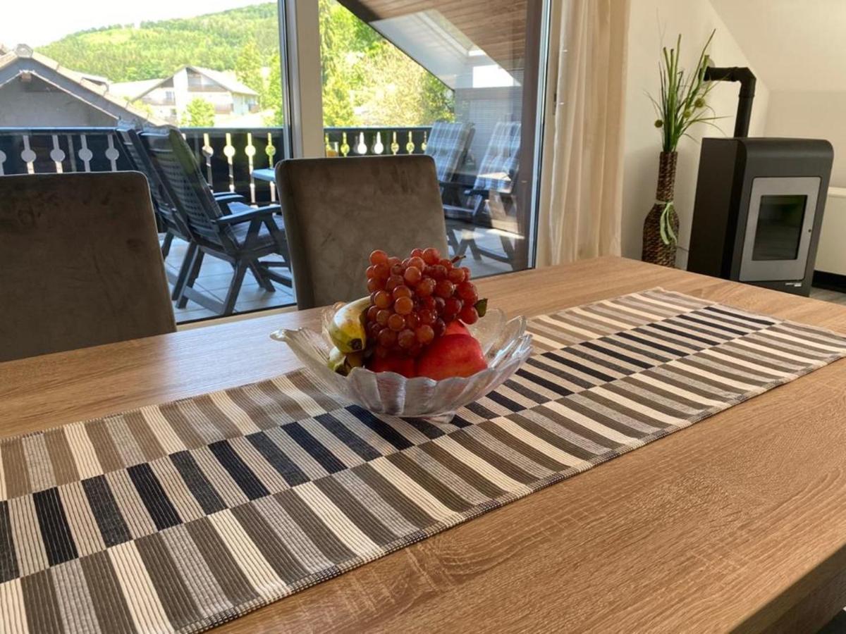 Ferienwohnung Frieda Mit Ueberdachtem Balkon Winterberg Exteriör bild