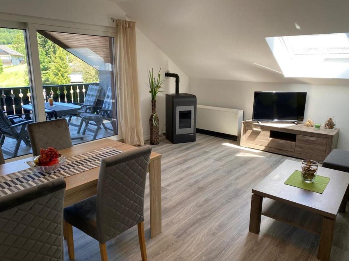 Ferienwohnung Frieda Mit Ueberdachtem Balkon Winterberg Exteriör bild